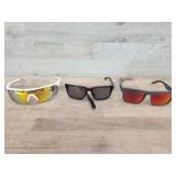 1 Rawlings sunglasses (scratched) 1 Oakley