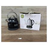2 kitchen kettles- untested