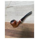 Smooth cut flat bowl pipe with black stem