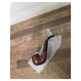 Small Hawkbill style pipe