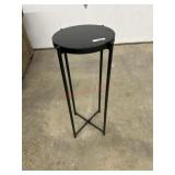 24 inch tall metal plant stand