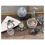 Flat with Marble ball, snowman plate and