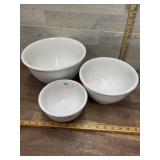 White 3 piece ceramic mixing bowls