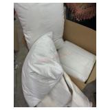 Box of pillows, qu mattress cover and table