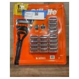 Gillette Razor With 16 Cartridges