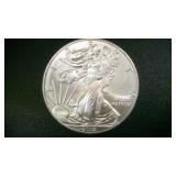 2010 AMERICAN SLIVER EAGLE, SILVER DOLLAR.