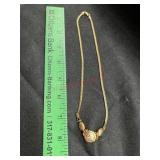 14K MARKED NECKLACE WITH PENDAN