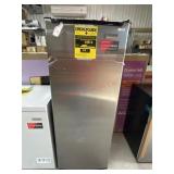 Frigidaire 7.0 cu ft upright freezer