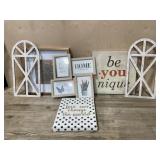 Pictures and wall decor.