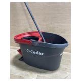 O Cedar wring mop
