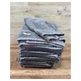 5 Grey bath towels and one hand towel