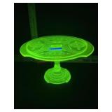 VASELINE CAKE STAND11 WIDE 6 1/4 TALL