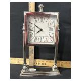 Decorative table clock