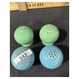 VINTAGE FIESTAWARE SHAKERS 4 QTY