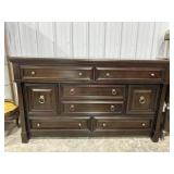 Bernhardt Furniture Co.  dresser   70x21x40