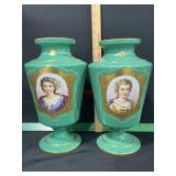 MANTEL VASE PORTRAIT OF TWO WOMEN VASES GREEN AND