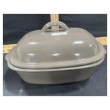 Pampered chef Deep Cover Baker