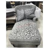 Bernhardt Interiors Grey fabric chaise lounge