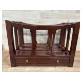 Bombay magazine rack