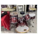 Pearl Export  5 piece drum set with snare drum -