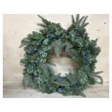 18 inch lighted wreath