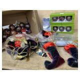 Box lot with glass ornaments / mini stockings
