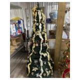 Gold and Silver ornaments Decorated pop up tree