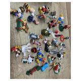 Flat of Looney tune/ Mickey mouse and cartoon