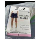 Ladies size 6 seven brand weekend shorts