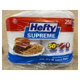 Hefty Supreme Lunch Plates, 250 Count