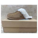 UGG Womenï¿½s Scuffette II Slippers Size 9