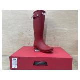 Red Womenï¿½s Tall Rubber Boots, Size US 7