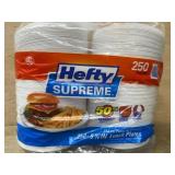 Hefty Supreme 250-Count Disposable Plates