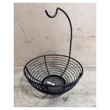 Fruit basket with banana hanger