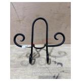 Metal table top easel