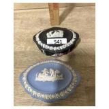 WEDGEWOOD CHINA 2 COVERED OVAL BOXES