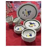 BLUE RIDGE POTTERY FRUIT ASSORTMENT 33 PIECES