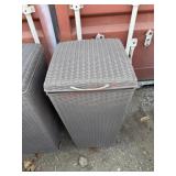 Outdoor keter trash can