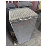 Outdoor keter trash can