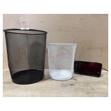 2- Mesh trash cans and alarm clock