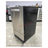KitchenAid free standing ice maker
