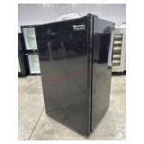 Magic chef mini refrigerator