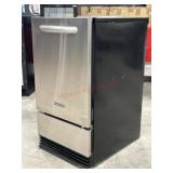 KitchenAid free standing ice maker
