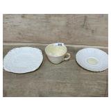 BELLEEK IRELAND 3 PIECE SET