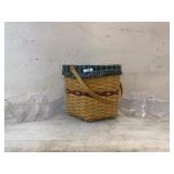 1998 Longaberger Hostess Winters Wishes basket