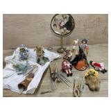 Flat of cherished teddies, doll ornaments and