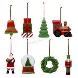 8 Oversized Christmas Ornaments