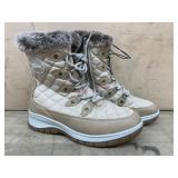 Womenï¿½s Quilted Winter Boots With Faux Fur Trim