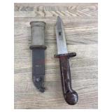 Short handle bayonet