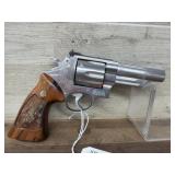 ID# 6453 S&W model 629-1 44 MAG CAL/GA Revolver S#